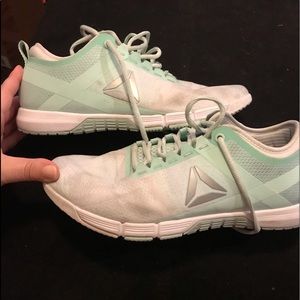 Reebok Grace size 8.5